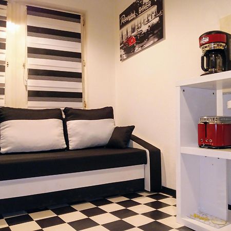 ברלין Good Located Apartment Subway U6 Wohnung מראה חיצוני תמונה